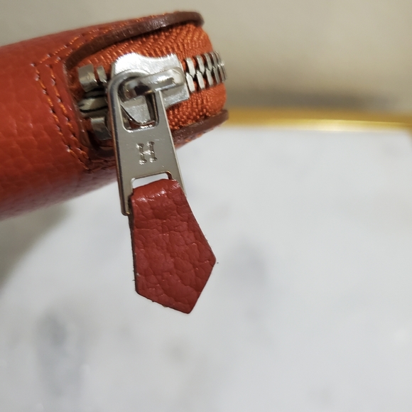 Orange Leather Silk in Travel Tote Shopping Zip Around Handbag - Picture 4 of 16